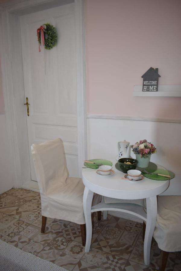Malomszeg Apartman 2 Pecs Bagian luar foto