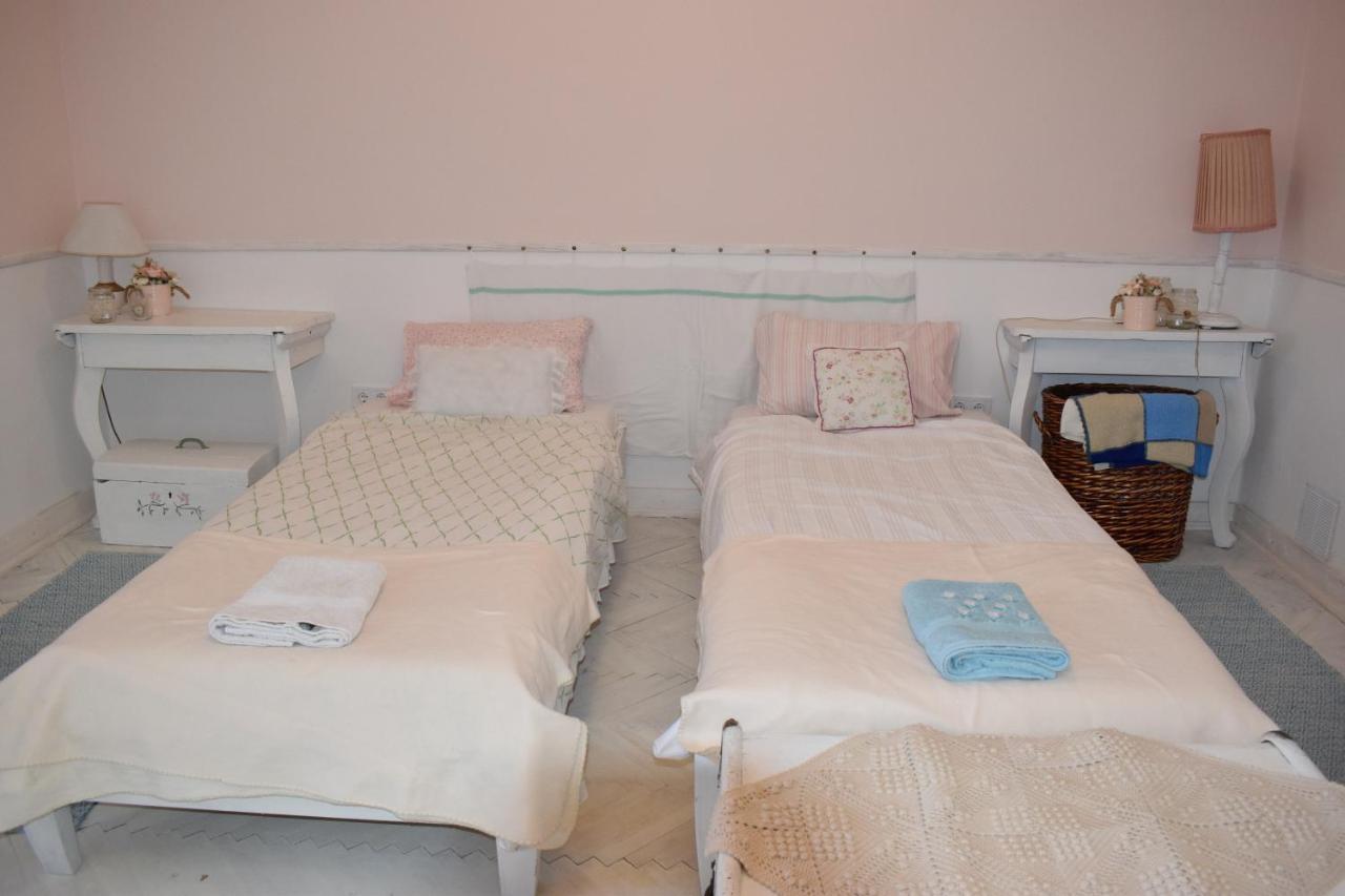 Malomszeg Apartman 2 Pecs Bagian luar foto